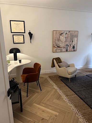 Step into therapist office space in Upper East Side, NYC, perfect for therapists and Home Decor, Indoors, Rug, Photo Frame, Furniture.